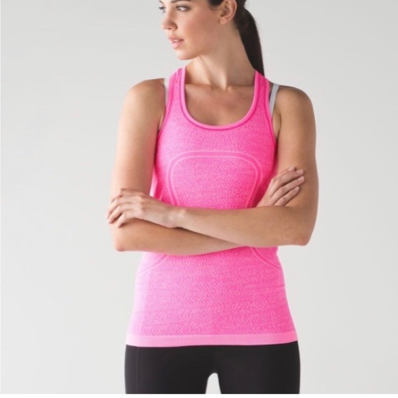 lululemon athletica Tops - Lululemon Swiftly Tech Tank Top, Hot Pink, Size 4, Very Good Condition